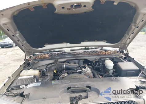 2004 Chevrolet Silverado 1500 Work Truck from USA, damaged, VIN 1GCEK14X24Z233957